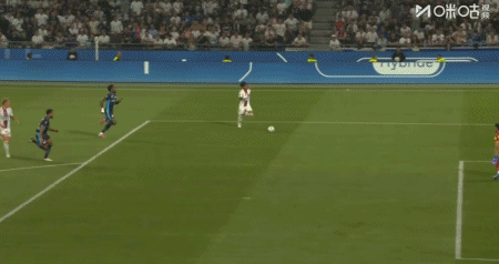 半场：里昂0-0马赛，伊根-赖利染红，阿布纳进球被吹