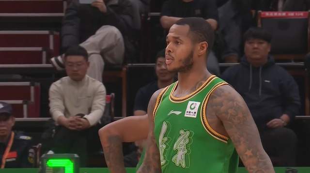 开云APP-辽篮被黑马狂虐16分！杨鸣输得太憋屈了，新援7投1中堪称大水货