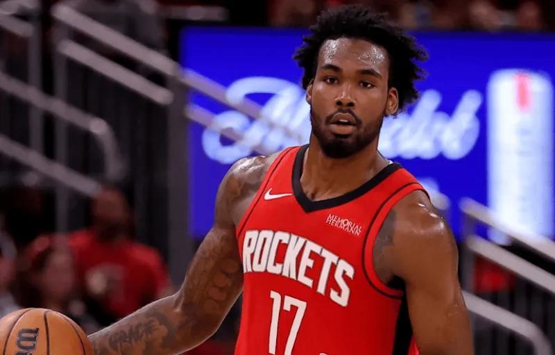 火箭4小将再曝弊端！伊森阿门运球真垮，史密斯神经刀，申京撅腚