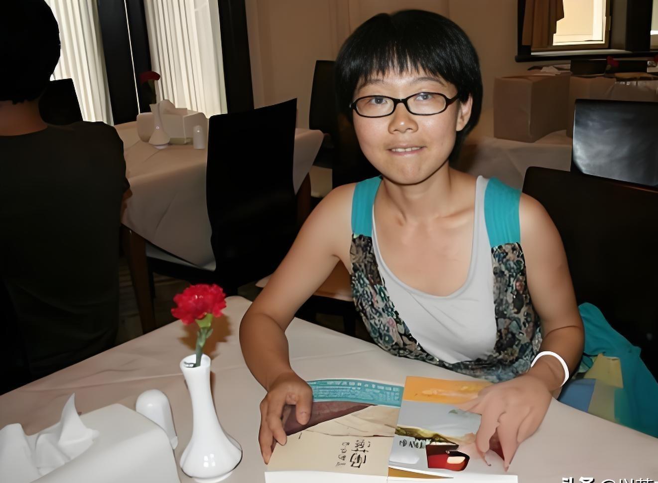 开云中国-45岁的李娟近况曝光,住15W的房子,不生孩子也不上班,选择隐居