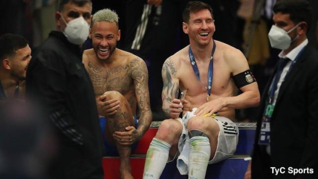 开云中国-美洲杯决赛后曾长聊 内少祝贺梅西：享受你的冠军！