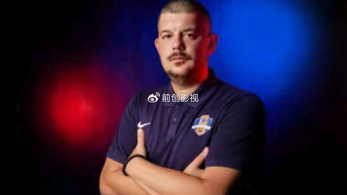 开云中国-别光喊青训！这外教真敢让17岁小孩踢中超，结果呢？|米兰-里斯蒂奇|青岛海牛|梅州客家|魏祥鑫|教练_新浪体育_新浪新闻